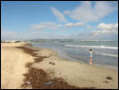 strand achter het hotel